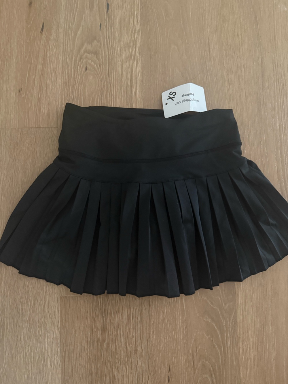 Gold Hinge tennis skirt